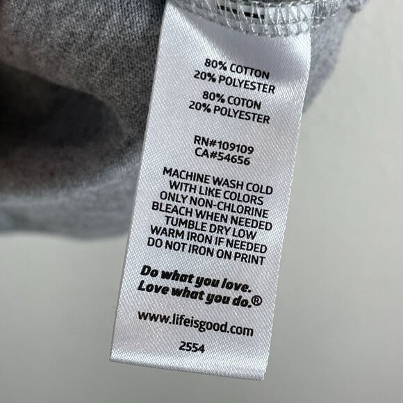 Life Is Good Mens XL Gray T Shirt In Whiskey Years I Just Got More Delicious Top - Picture 5 of 8